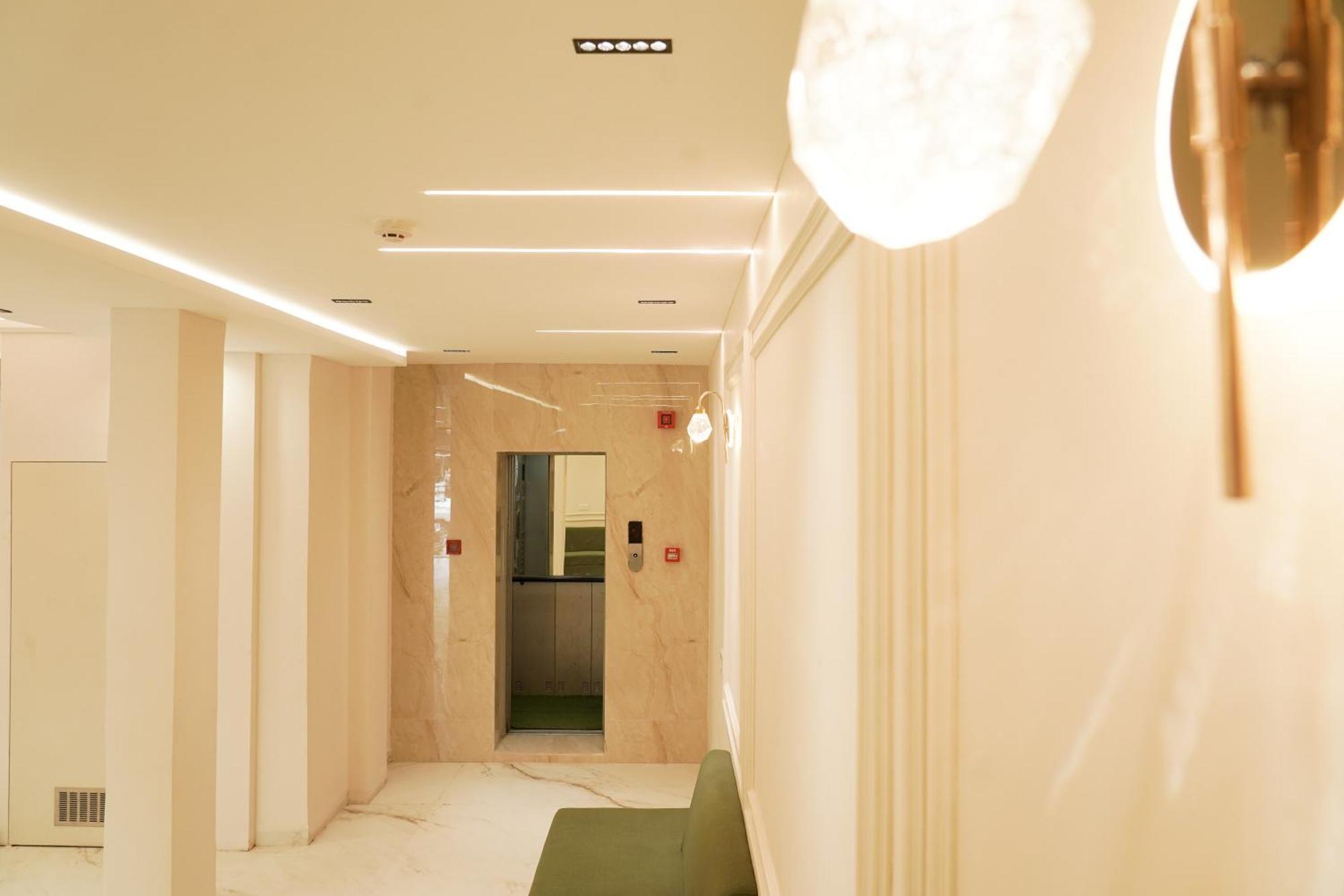 Hotel Suryodaya Ujjain Zewnętrze zdjęcie