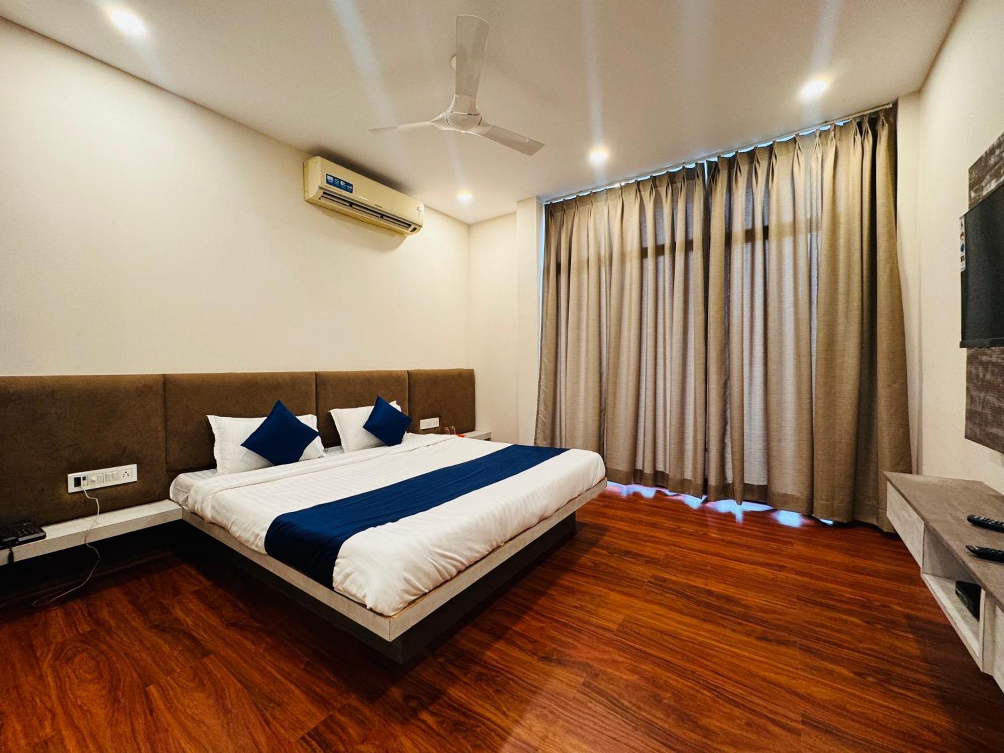 Hotel Suryodaya Ujjain Pokój zdjęcie