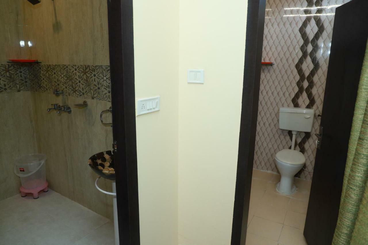 Hotel Suryodaya Ujjain Zewnętrze zdjęcie
